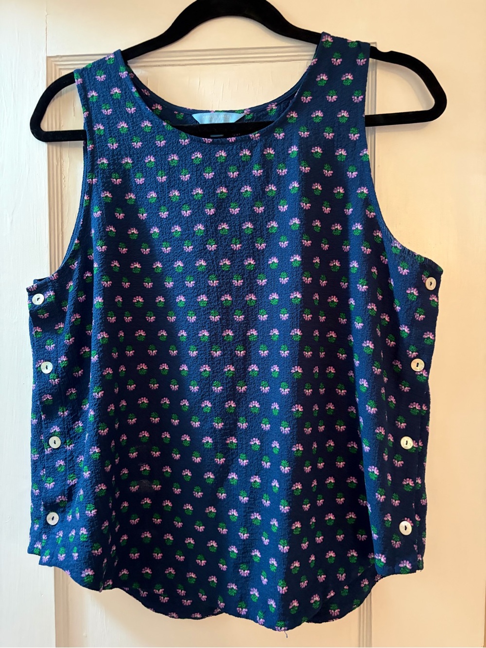 Draper James Navy Floral Sleeveless Side-Button Tank - Size M